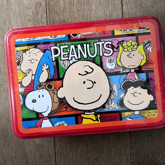 Peanuts Special Edition Playing Card Set Tin Box 2 Decks of Cards - Picture 1 of 2